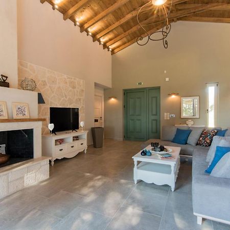 Astarte Villas - Laalu Private Villa With Pool Koukounariá Exteriér fotografie